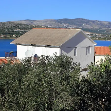 With Parking Space Mastrinka, Ciovo - 9428 Διαμέρισμα Τρογκίρ