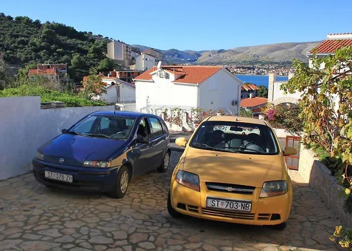 With Parking Space Mastrinka, Ciovo - 9428 *