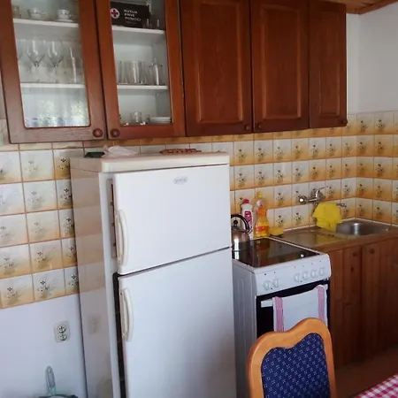 Apartment Apartments With Parking Space Mastrinka, Ciovo - 9428 *